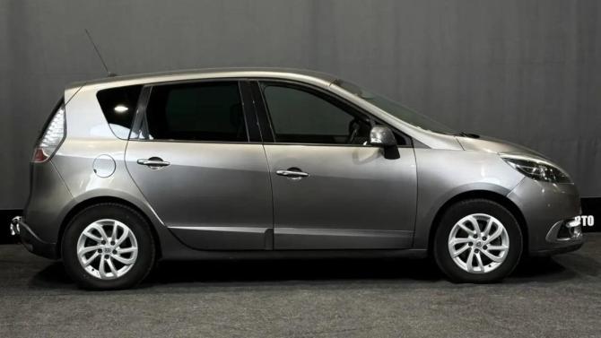 Renault Scenic III Рестайлинг с пробегом 2012 года, цена 790 000 рублей, 215000 км, минивэн, Автокод Объявления