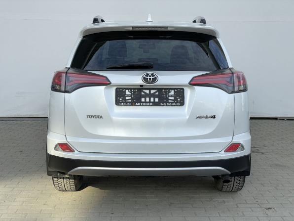Toyota RAV4 IV (XA40) Рестайлинг с пробегом 2019 года, цена 2 498 000 рублей, 187875 км, внедорожник, Автокод Объявления