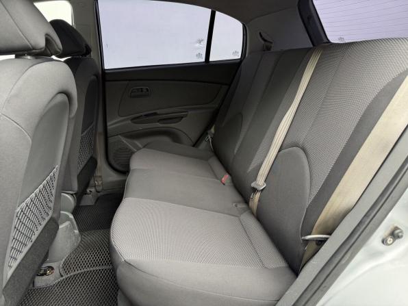 Kia Rio II Рестайлинг с пробегом 2010 года, цена 650 000 рублей, 125358 км, седан, Автокод Объявления