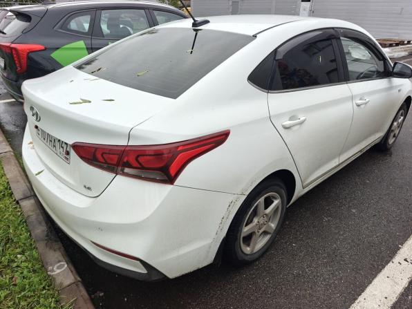 Hyundai Solaris II с пробегом 2018 года, цена 879 000 рублей, 236338 км, седан, Автокод Объявления