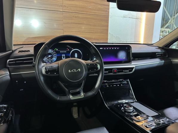 Kia K5 III с пробегом 2024 года, цена 3 649 990 рублей, 34910 км, седан, Автокод Объявления