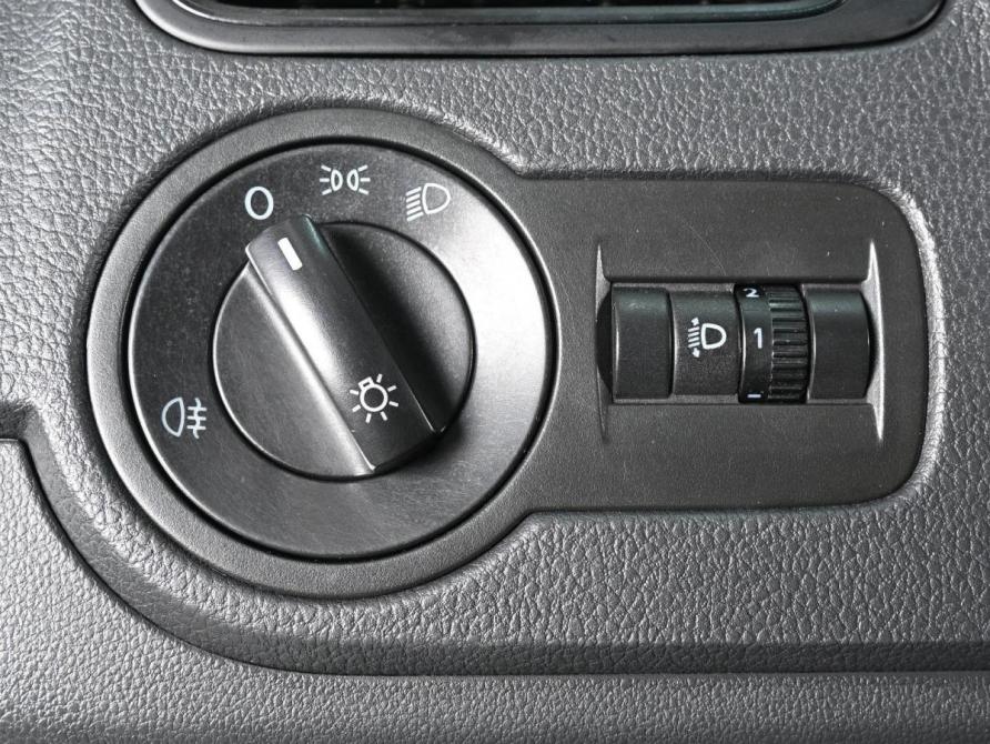 Volkswagen Polo V Рестайлинг Ростов-на-Дону  - изображение 14