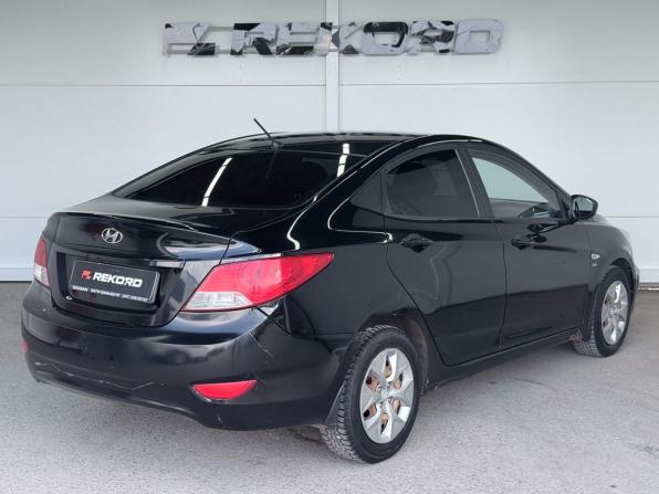 Hyundai Solaris I с пробегом 2013 года, цена 639 000 рублей, 218990 км, седан, Автокод Объявления