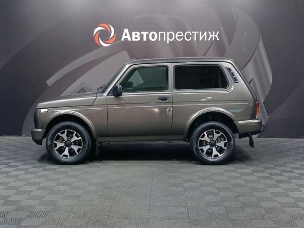 Lada (ВАЗ) Niva Legend I с пробегом 2024 года, цена 799 000 рублей, 9500 км, внедорожник, Автокод Объявления