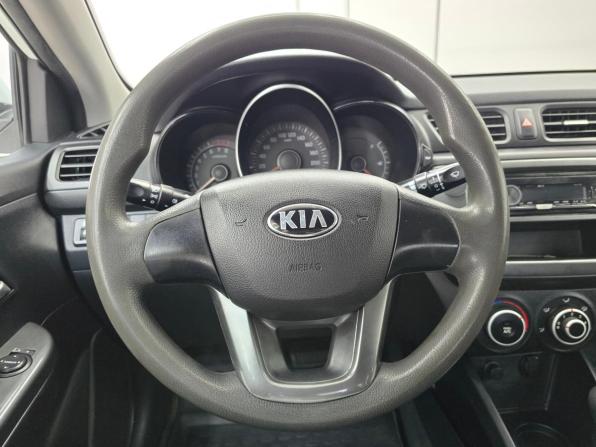Kia Rio III с пробегом 2013 года, цена 999 000 рублей, 157300 км, седан, Автокод Объявления