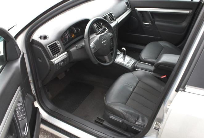 Opel Vectra C Рестайлинг с пробегом 2007 года, цена 380 000 рублей, 221242 км, седан, Автокод Объявления