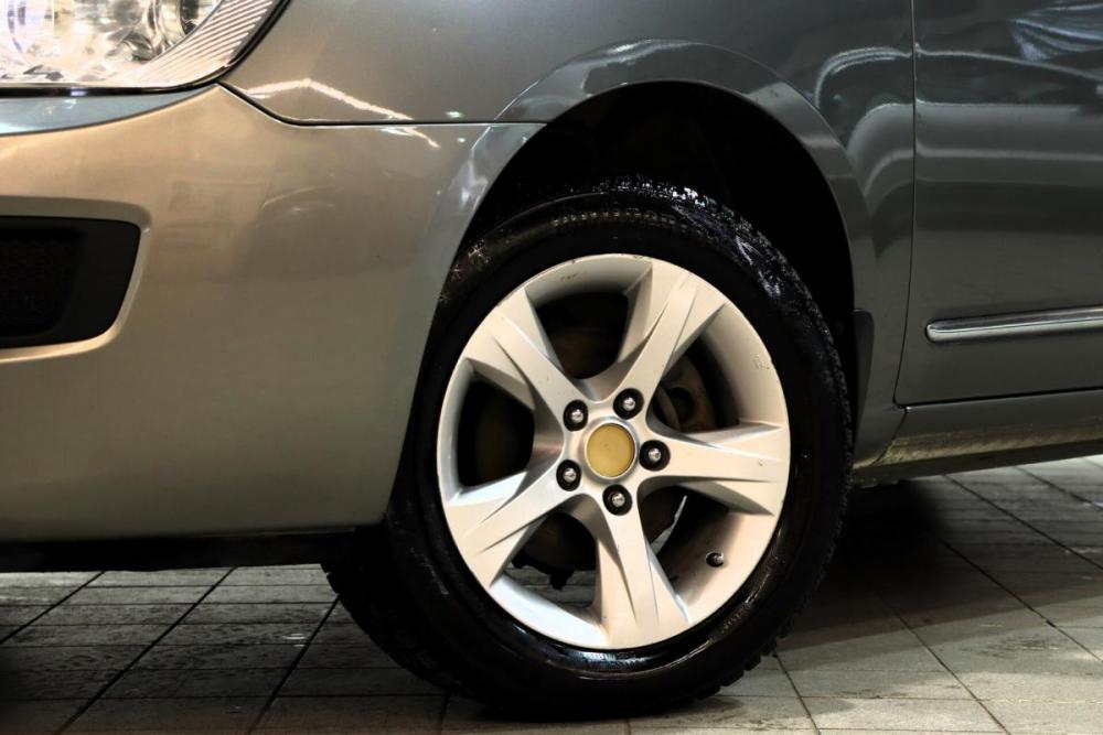 Kia Carens II (UN) Сургут  - изображение 12