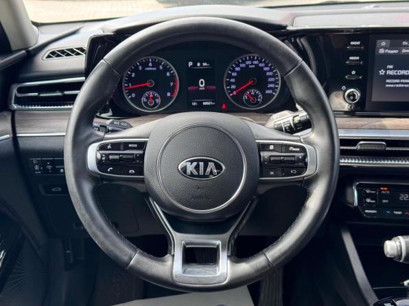 Kia K5 III с пробегом 2020 года, цена 2 590 000 рублей, 69000 км, седан, Автокод Объявления