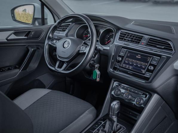 Volkswagen Tiguan II с пробегом 2017 года, цена 2 035 000 рублей, 228468 км, внедорожник, Автокод Объявления