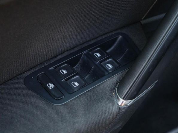 Volkswagen Golf VII с пробегом 2014 года, цена 1 250 000 рублей, 118718 км, хэтчбек, Автокод Объявления