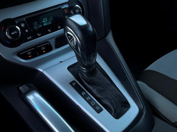 Ford Focus III с пробегом 2013 года, цена 498 500 рублей, 240000 км, седан, Автокод Объявления