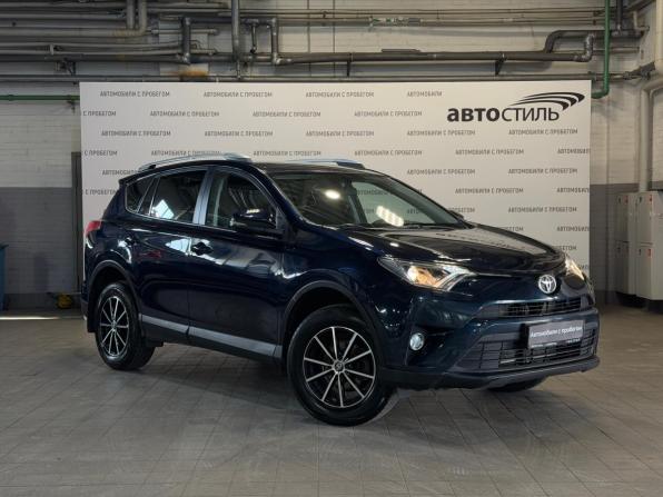 Toyota RAV4 IV (XA40) Рестайлинг с пробегом 2019 года, цена 1 799 000 рублей, 230000 км, внедорожник, Автокод Объявления