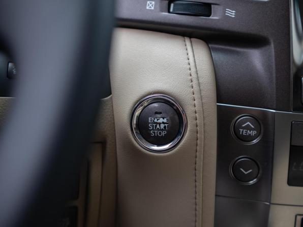 Lexus LX III с пробегом 2008 года, цена 3 399 000 рублей, 298447 км, внедорожник, Автокод Объявления