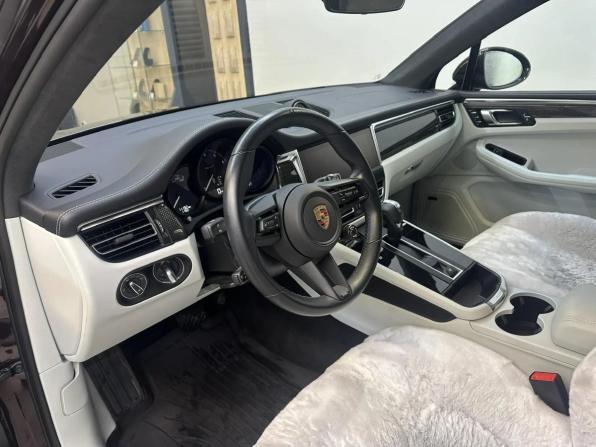 Porsche Macan I Рестайлинг 2 с пробегом 2024 года, цена 10 990 000 рублей, 11192 км, внедорожник, Автокод Объявления