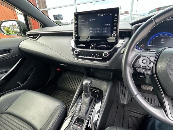 Toyota Corolla XII (E210) с пробегом 2020 года, цена 2 250 000 рублей, 76445 км, универсал, Автокод Объявления