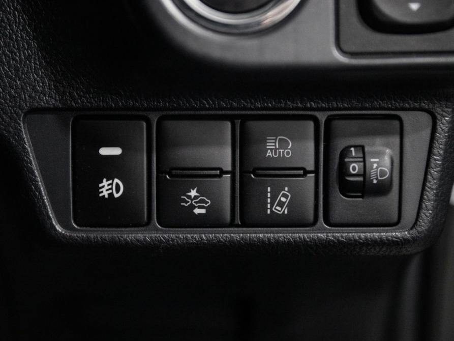 Toyota Corolla XI (E160 E170) Рестайлинг 2 Иркутск  - изображение 17