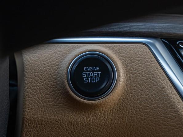 Kia Mohave I Рестайлинг 2 с пробегом 2020 года, цена 4 759 000 рублей, 103272 км, внедорожник, Автокод Объявления