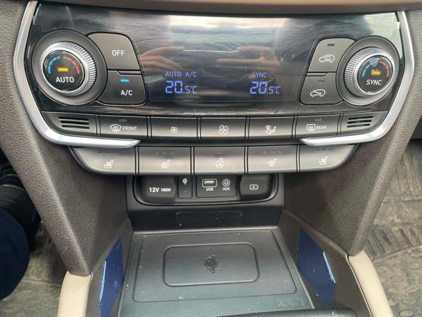 Hyundai Santa Fe IV с пробегом 2019 года, цена 3 333 000 рублей, 86882 км, внедорожник, Автокод Объявления