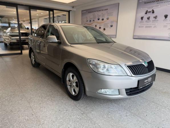 Skoda Octavia II (A5) Рестайлинг с пробегом 2012 года, цена 870 000 рублей, 135514 км, лифтбек, Автокод Объявления
