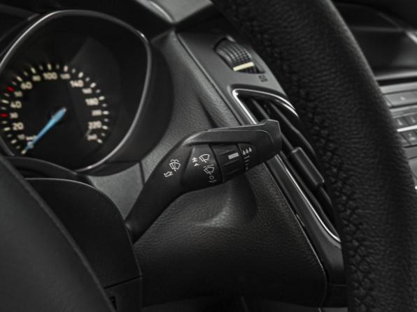 Ford Focus III Рестайлинг с пробегом 2018 года, цена 1 144 000 рублей, 113499 км, седан, Автокод Объявления