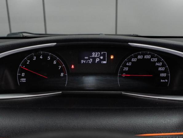 Toyota Sienta II Рестайлинг с пробегом 2019 года, цена 1 440 000 рублей, 94172 км, компактвэн, Автокод Объявления