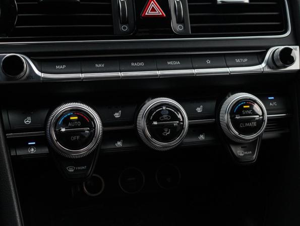 Genesis G70 I Рестайлинг с пробегом 2020 года, цена 3 150 000 рублей, 85750 км, седан, Автокод Объявления
