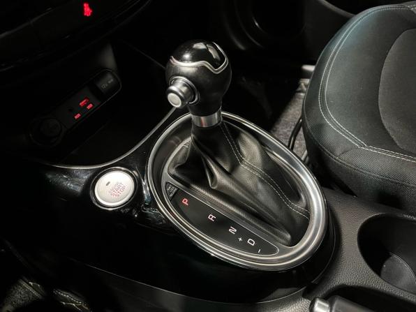 Kia Soul II Рестайлинг с пробегом 2017 года, цена 1 274 000 рублей, 164483 км, хэтчбек, Автокод Объявления