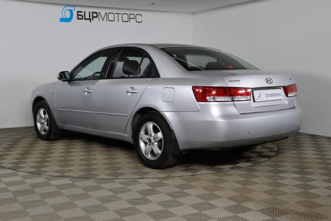 Hyundai Sonata V (NF) с пробегом 2007 года, цена 599 990 рублей, 268289 км, седан, Автокод Объявления