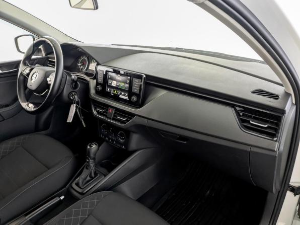 Skoda Rapid II с пробегом 2021 года, цена 1 335 000 рублей, 143545 км, лифтбек, Автокод Объявления