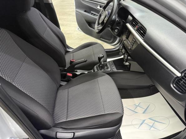 Kia Rio IV с пробегом 2018 года, цена 1 310 000 рублей, 76196 км, седан, Автокод Объявления