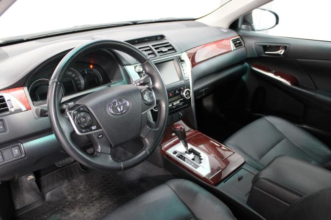 Toyota Camry VII (XV50) с пробегом 2013 года, цена 1 377 000 рублей, 306597 км, седан, Автокод Объявления