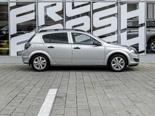 Opel Astra H Рестайлинг с пробегом 2011 года, цена 448 000 рублей, 318920 км, хэтчбек, Автокод Объявления