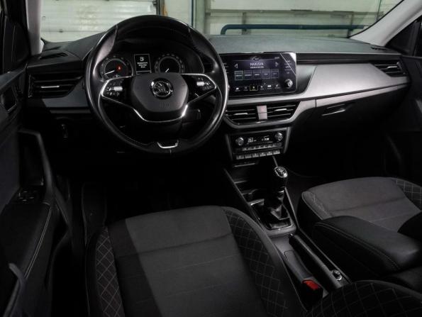 Skoda Rapid II с пробегом 2020 года, цена 1 379 000 рублей, 239215 км, лифтбек, Автокод Объявления