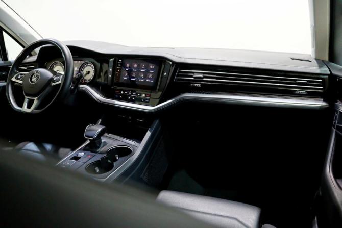 Volkswagen Touareg III с пробегом 2021 года, цена 6 075 000 рублей, 69000 км, внедорожник, Автокод Объявления