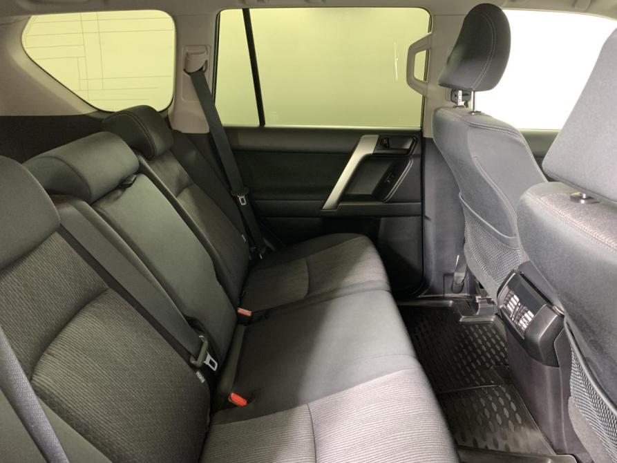Toyota Land Cruiser Prado 150 Series Рестайлинг 1 Москва  - изображение 17