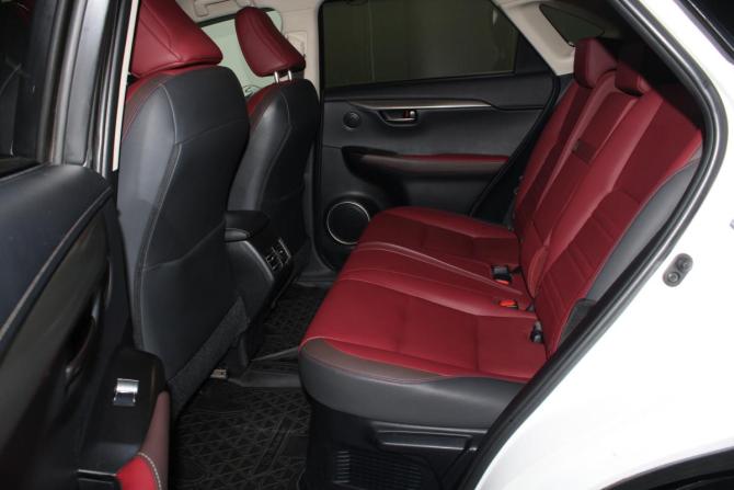 Lexus NX I Рестайлинг с пробегом 2019 года, цена 4 000 000 рублей, 70909 км, внедорожник, Автокод Объявления