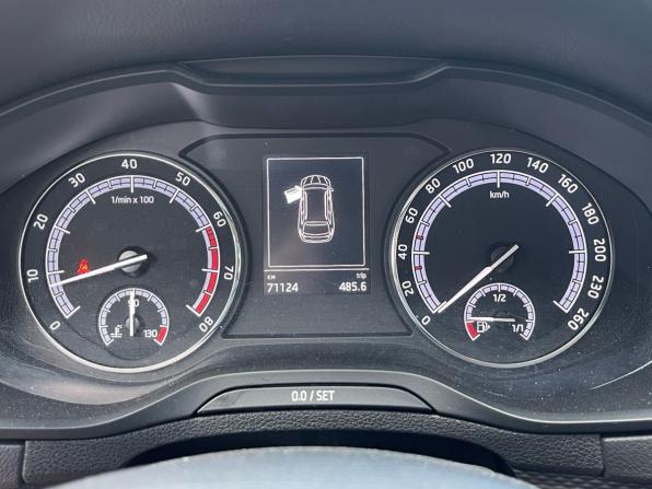 Skoda Karoq I с пробегом 2020 года, цена 2 250 000 рублей, 71095 км, внедорожник, Автокод Объявления
