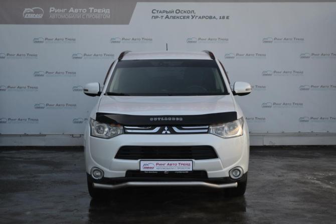Mitsubishi Outlander III с пробегом 2013 года, цена 1 000 000 рублей, 242138 км, внедорожник, Автокод Объявления