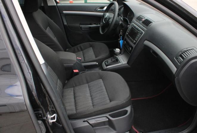 Skoda Octavia II (A5) Рестайлинг с пробегом 2011 года, цена 880 000 рублей, 185359 км, лифтбек, Автокод Объявления