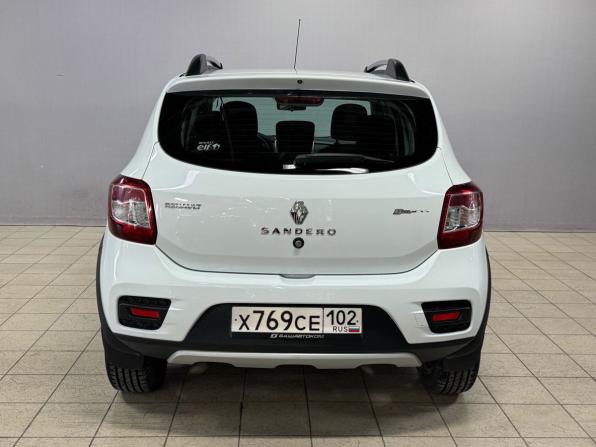 Renault Sandero II Рестайлинг с пробегом 2019 года, цена 1 320 000 рублей, 47233 км, хэтчбек, Автокод Объявления