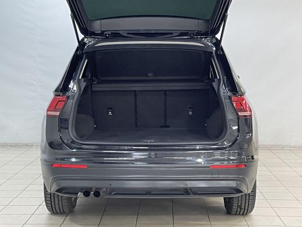 Volkswagen Tiguan II с пробегом 2018 года, цена 2 250 000 рублей, 106112 км, внедорожник, Автокод Объявления