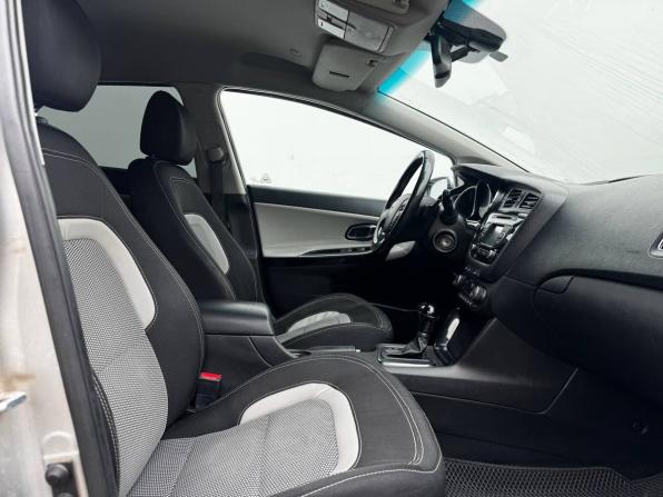Kia Ceed II с пробегом 2015 года, цена 1 155 000 рублей, 200438 км, универсал, Автокод Объявления