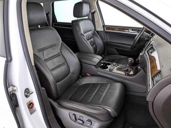 Volkswagen Touareg II с пробегом 2013 года, цена 2 497 000 рублей, 172768 км, внедорожник, Автокод Объявления