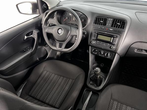 Volkswagen Polo V Рестайлинг с пробегом 2015 года, цена 740 000 рублей, 319094 км, седан, Автокод Объявления