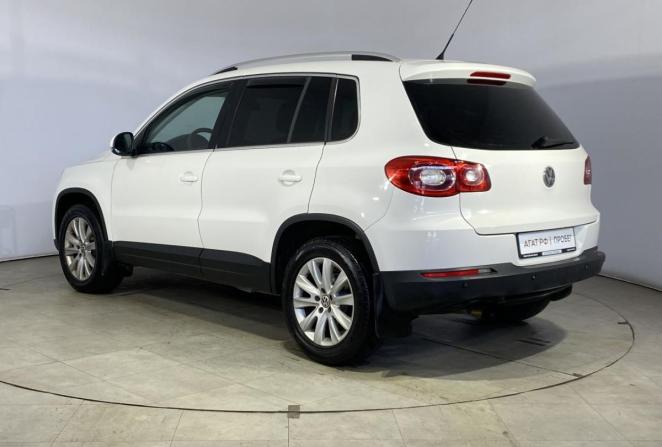 Volkswagen Tiguan I с пробегом 2008 года, цена 850 000 рублей, 266431 км, внедорожник, Автокод Объявления