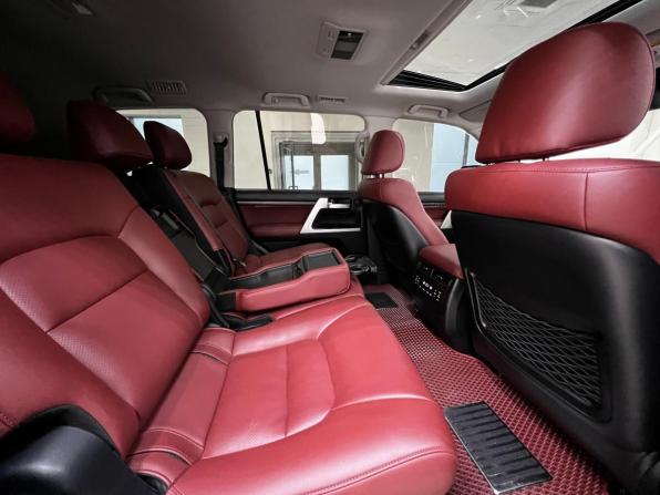 Toyota Land Cruiser 200 Series Рестайлинг 2 с пробегом 2016 года, цена 6 000 000 рублей, 125400 км, внедорожник, Автокод Объявления
