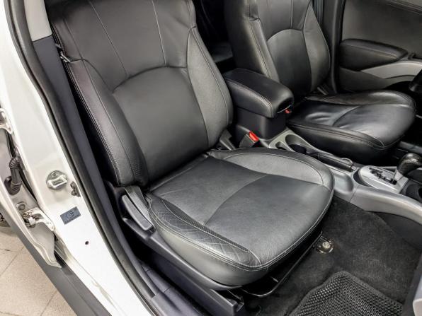 Mitsubishi Outlander II Рестайлинг с пробегом 2011 года, цена 1 500 000 рублей, 202648 км, внедорожник, Автокод Объявления