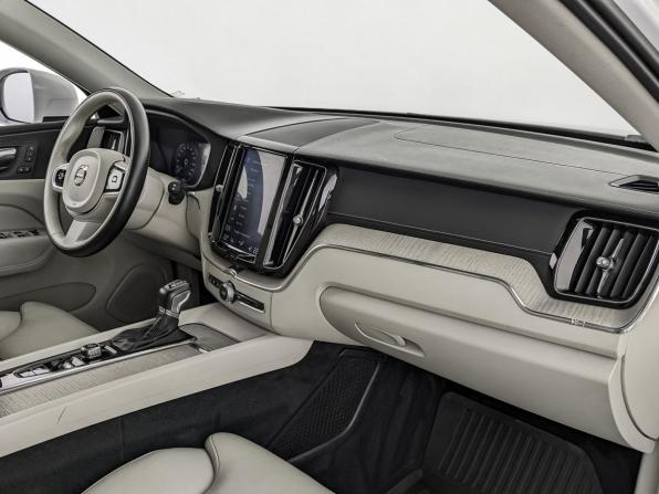 Volvo XC60 II с пробегом 2019 года, цена 3 335 000 рублей, 122658 км, внедорожник, Автокод Объявления