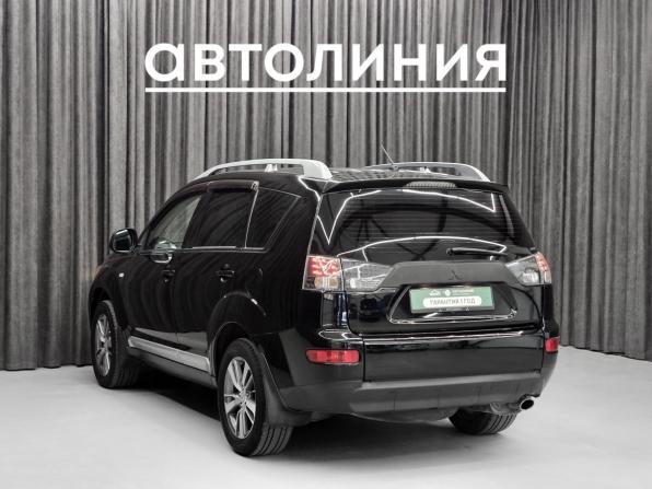 Mitsubishi Outlander II с пробегом 2007 года, цена 970 000 рублей, 235300 км, внедорожник, Автокод Объявления