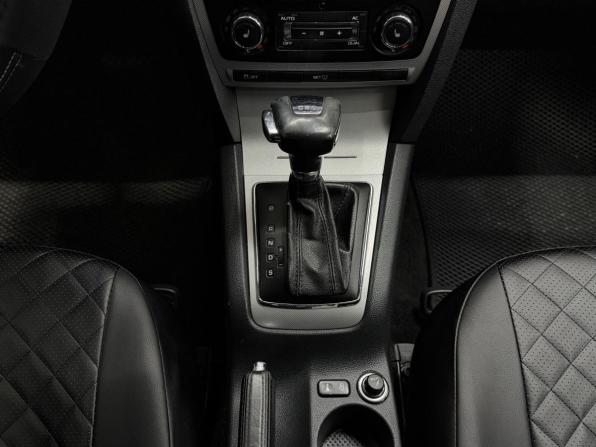 Skoda Octavia II (A5) Рестайлинг с пробегом 2010 года, цена 790 000 рублей, 325398 км, лифтбек, Автокод Объявления